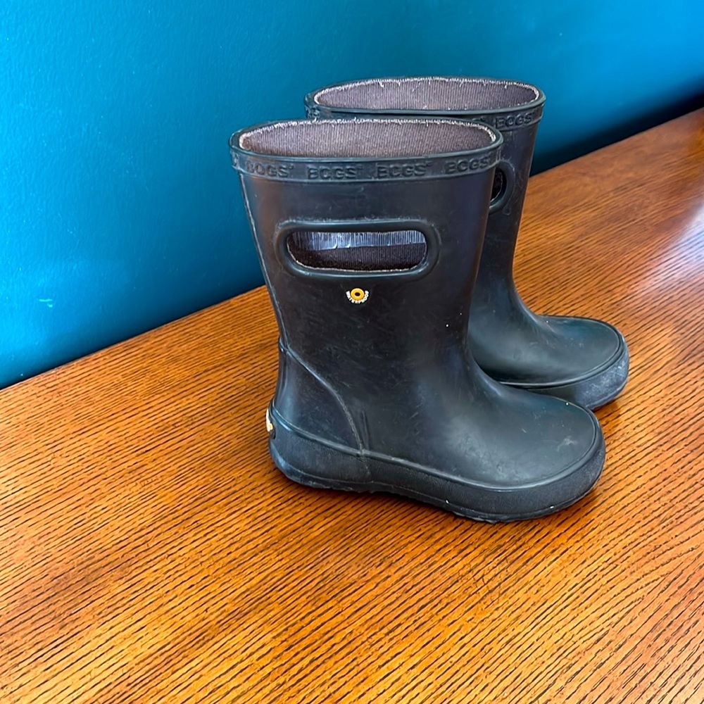 Black Bogs Rain Boots